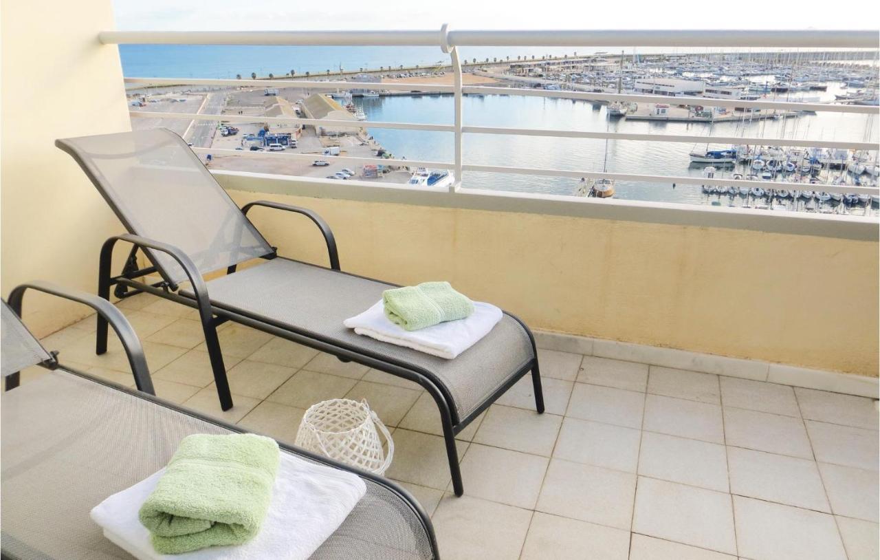 2 Bedroom Stunning Apartment In Торевьиа Экстерьер фото